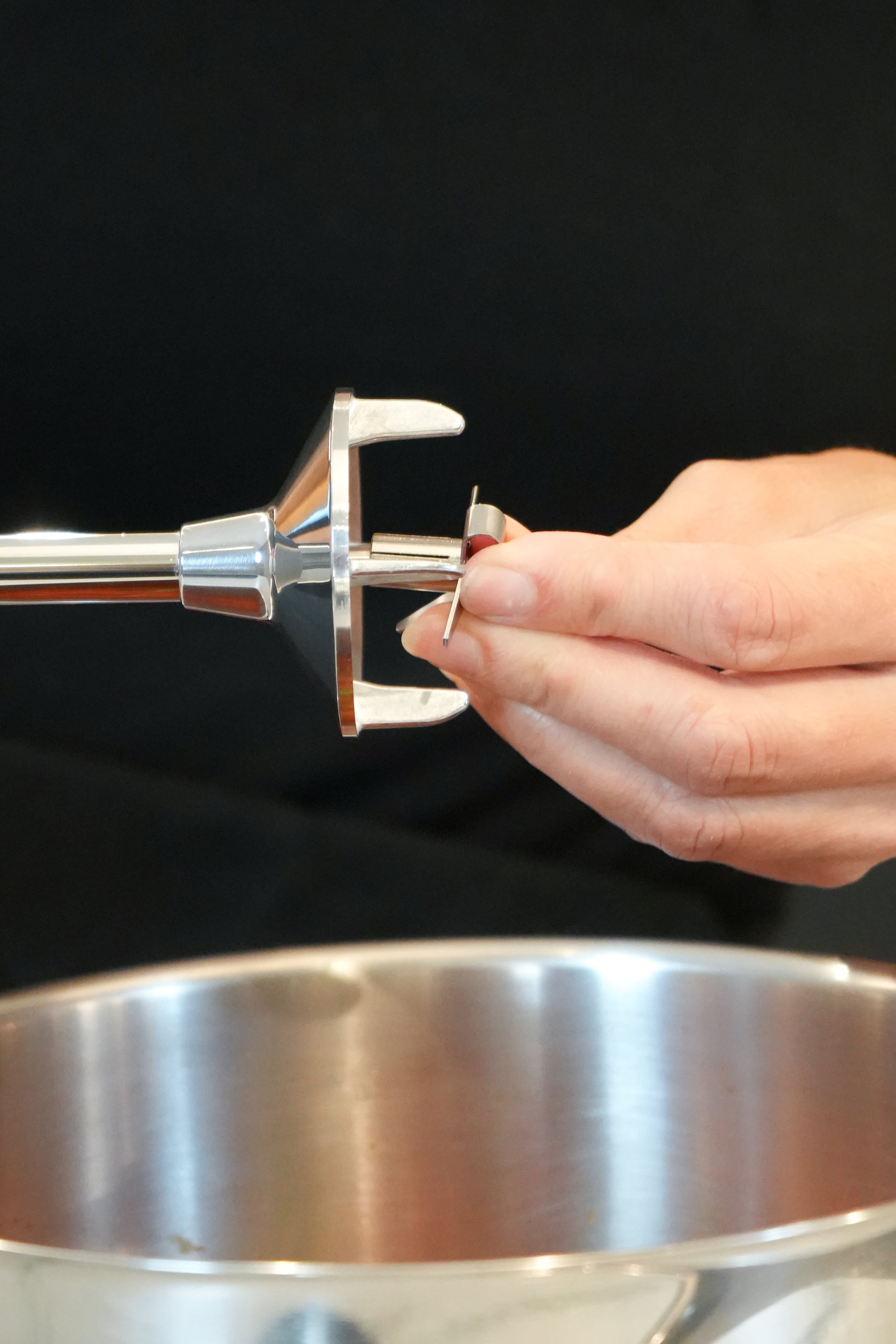 NSF-Certified Commercial Immersion Blenders: A Buyer's Guide