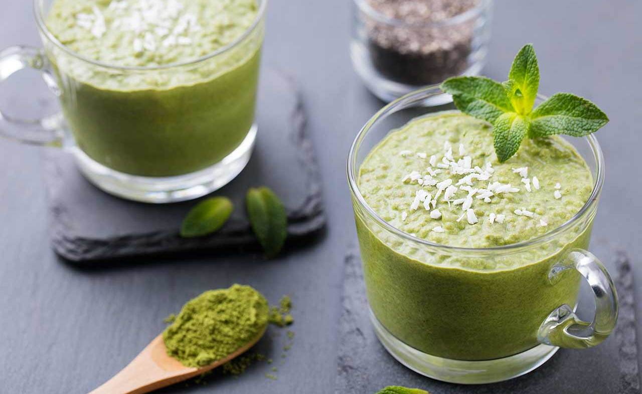 Strawberry Green Tea Detox Smoothie